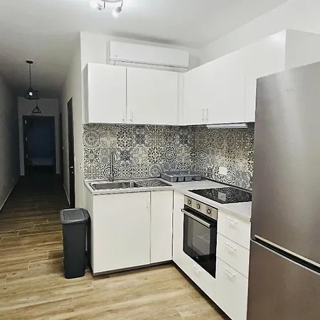 Cliffs Apartment